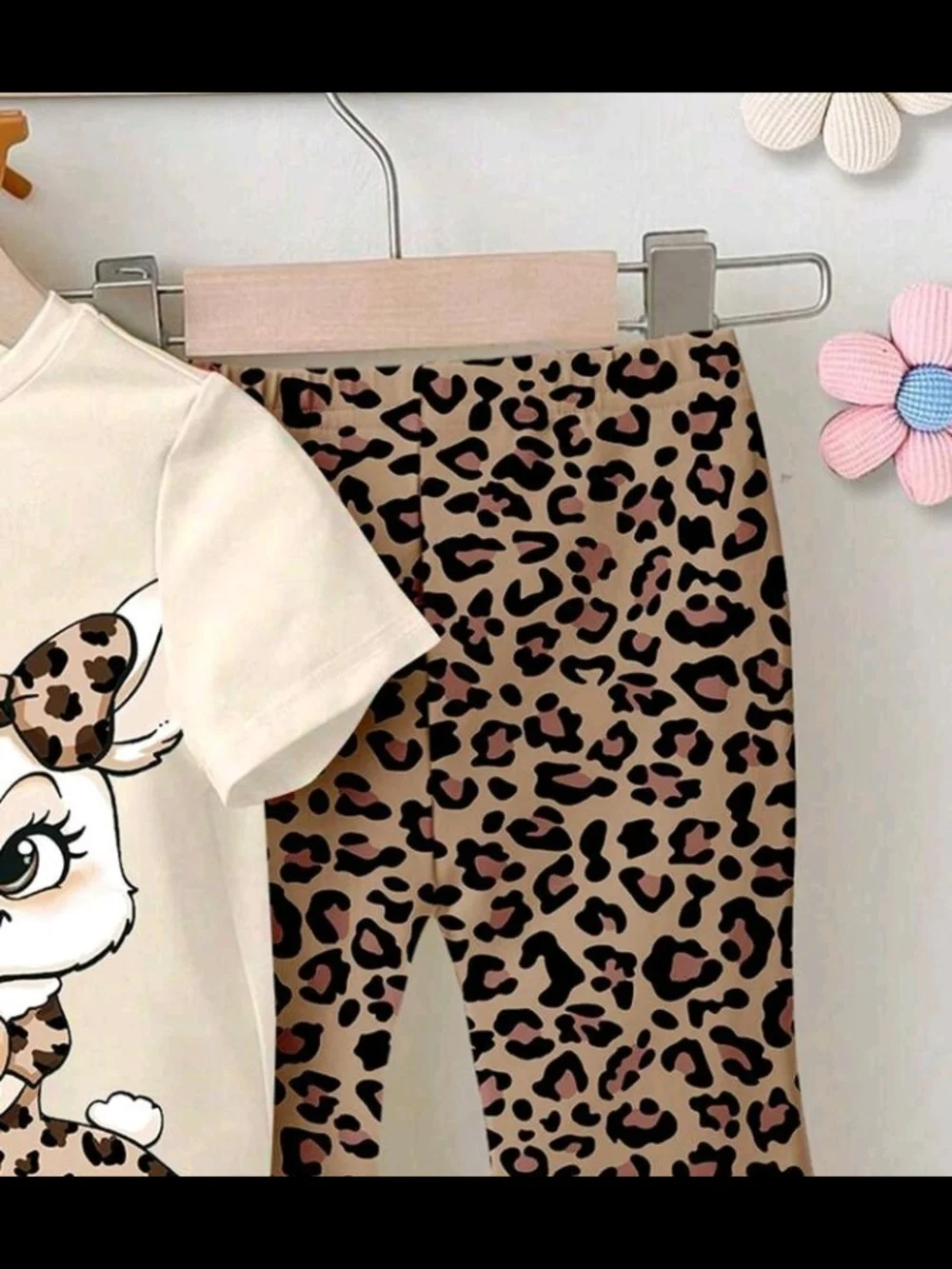 SHEIN 3 Years Old Girl Cream Bunny Tee with Leopard Bow & Leopard Flare Pants✨